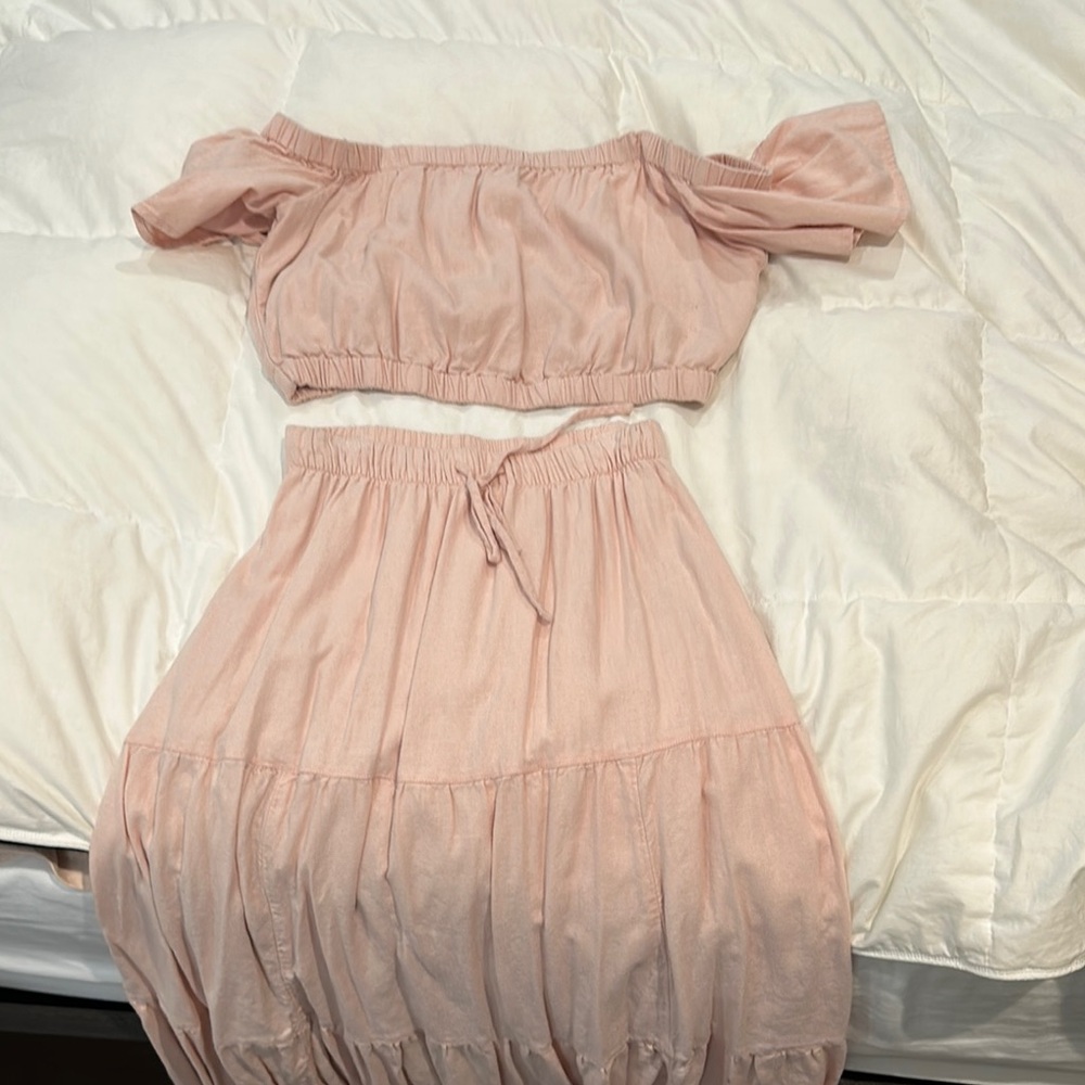Abercrombie & Fitch Pink Off-Shoulder Maxi Dress